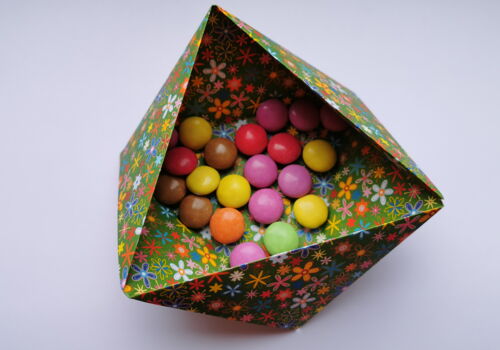 zur Anleitung der Origami-Schale