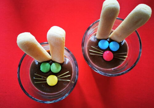 Nachtisch: Schokopuddinghäschen.