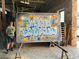 Graffiti für JUZ mit Künstler Sebastian Stehr
